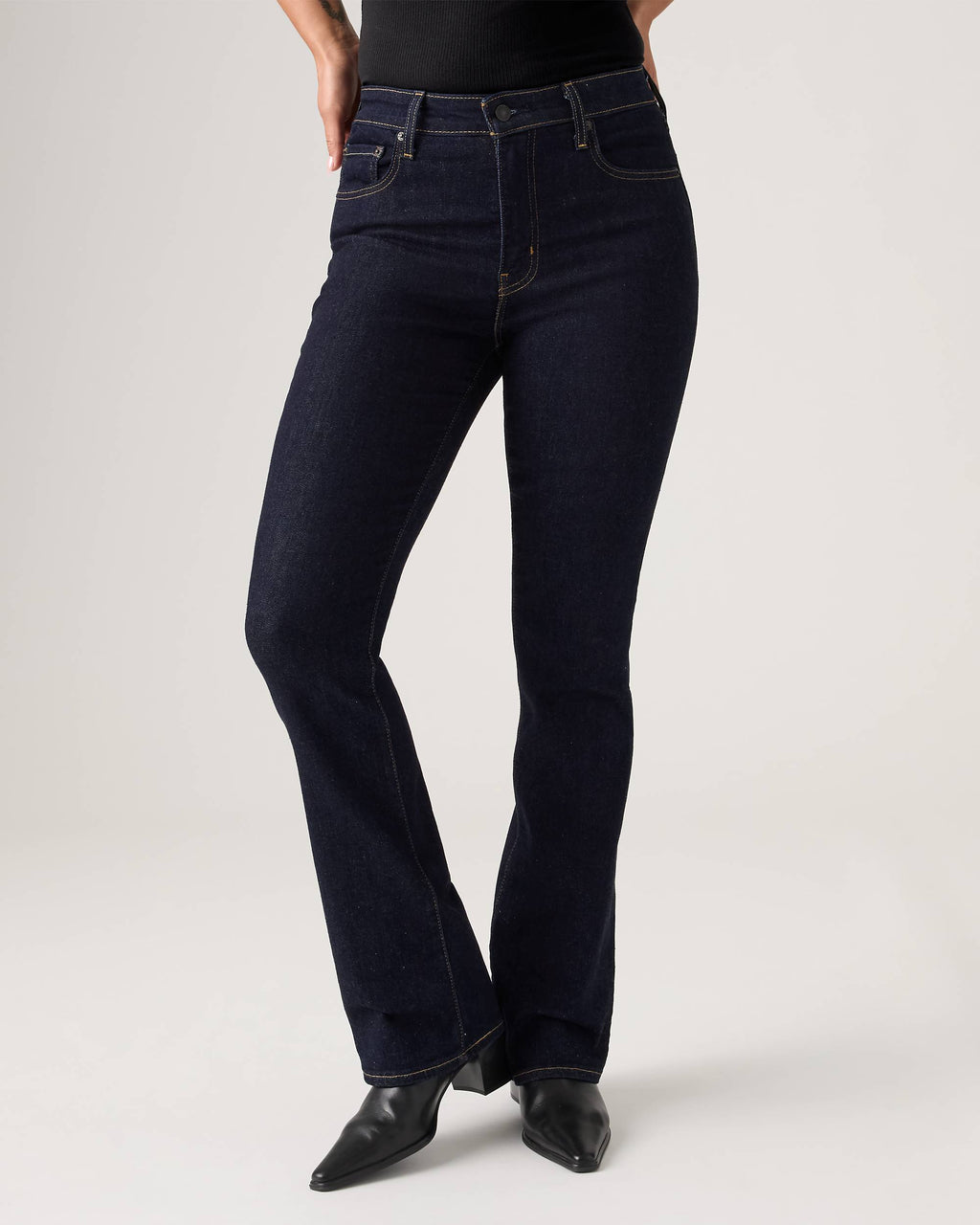 Levi's 725 High-Rise Bootcut