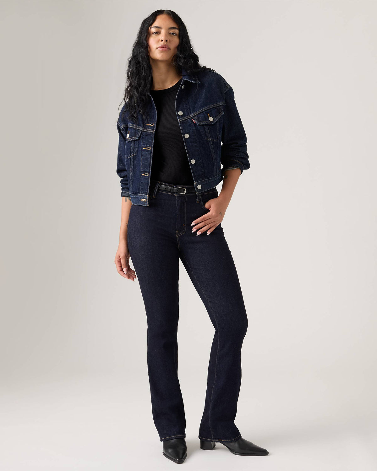 Levi's 725 High-Rise Bootcut
