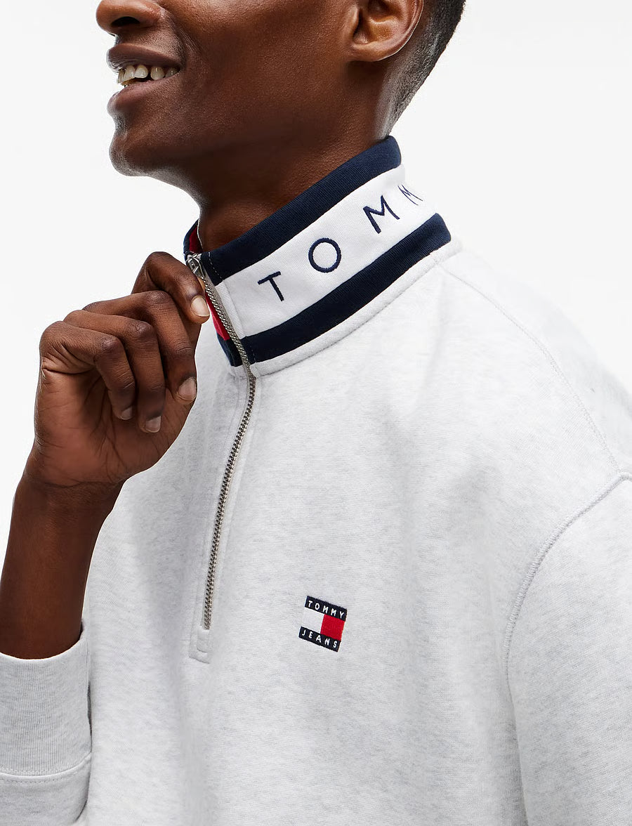 Tommy Jeans Relaxed Branded Collar
